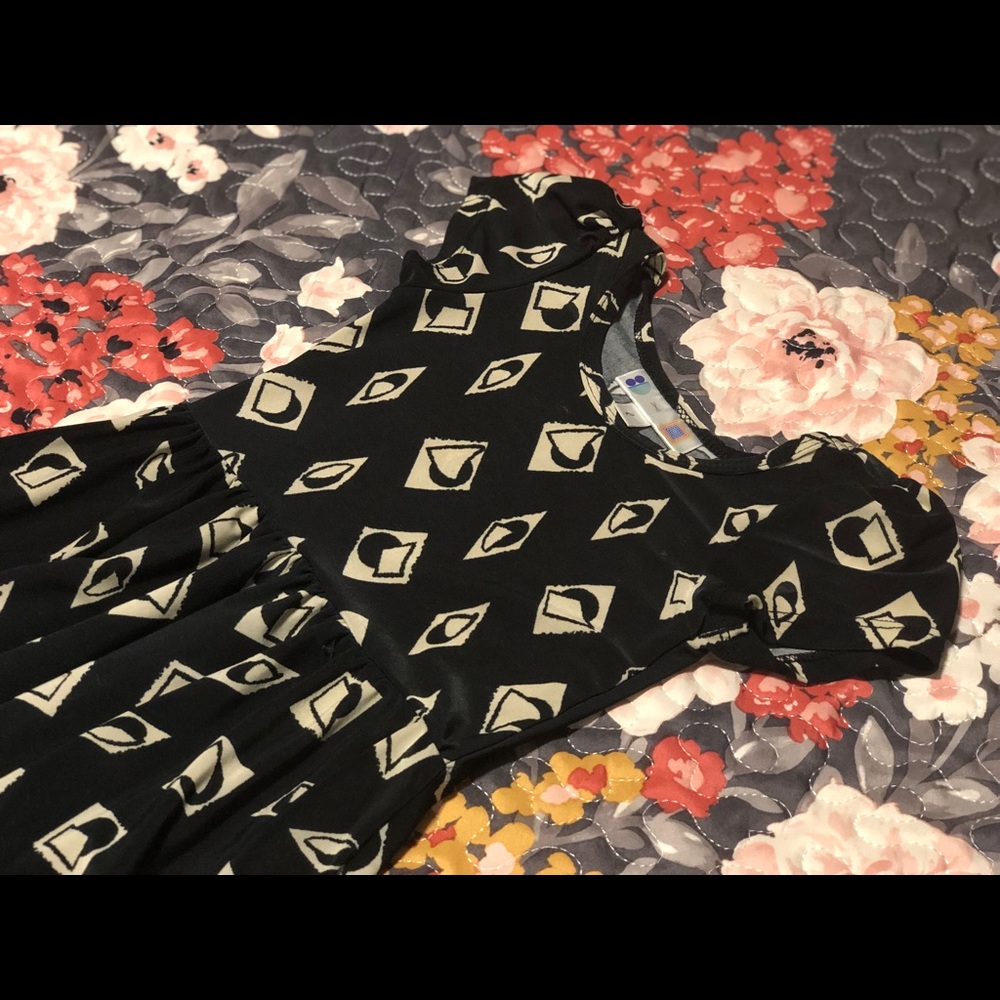 2T Dot Dot Smile Cap Sleeve Dress